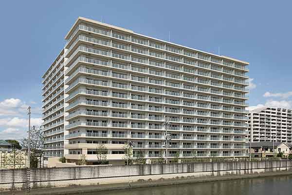鶴見横堤ガーデンズマーク