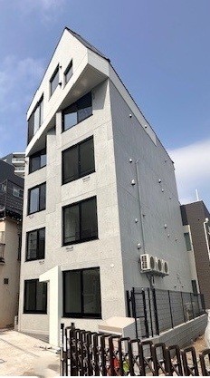プラティーク中野坂上の外観図