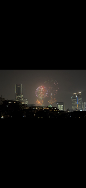 【眺望（夜）】みなとみらい方面の花火大会を望みます