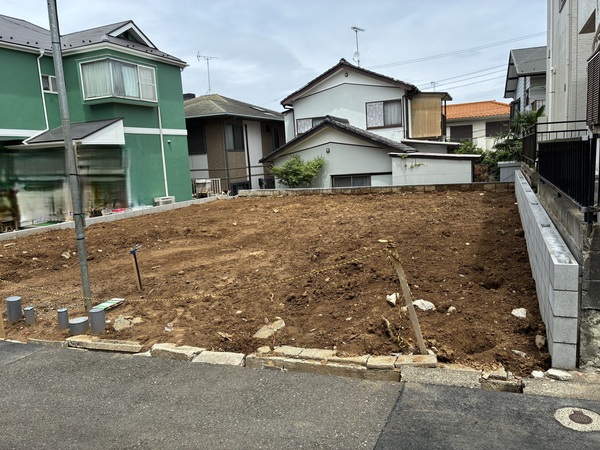 右側が２号棟です。（左側は１号棟）