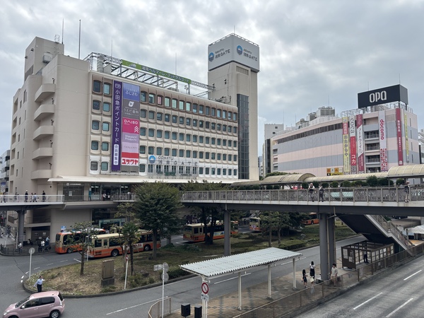 藤沢駅南口には、ＯＤＡＫＹＵ湘南ゲートやＯＰＡなどの商業施設が揃います