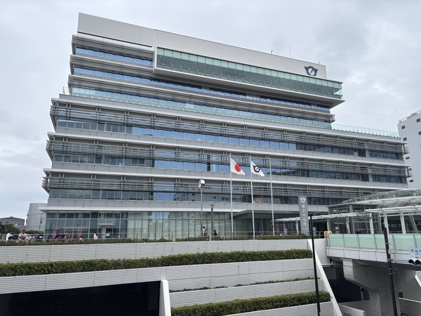 藤沢市役所まで徒歩１３分