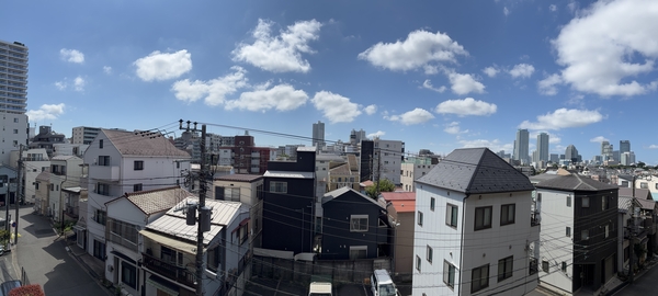 バルコニーからの眺望（パノラマ撮影）