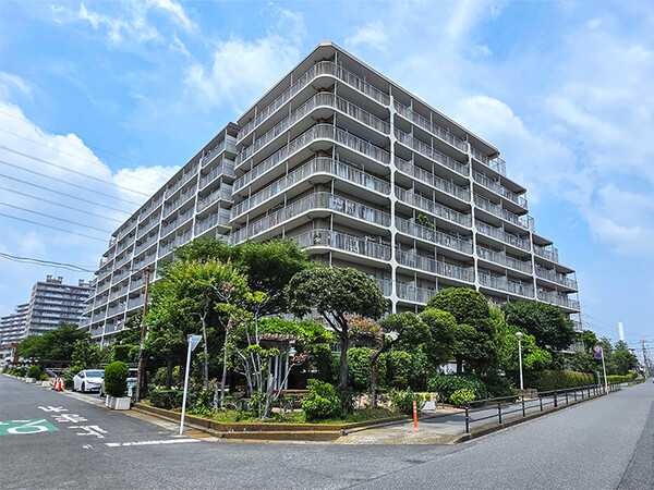 外観図。閑静な町並みに立地