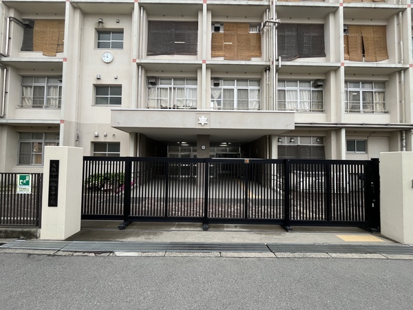 【周辺環境】大阪市立梅香中学校まで約８００ｍ徒歩１０分