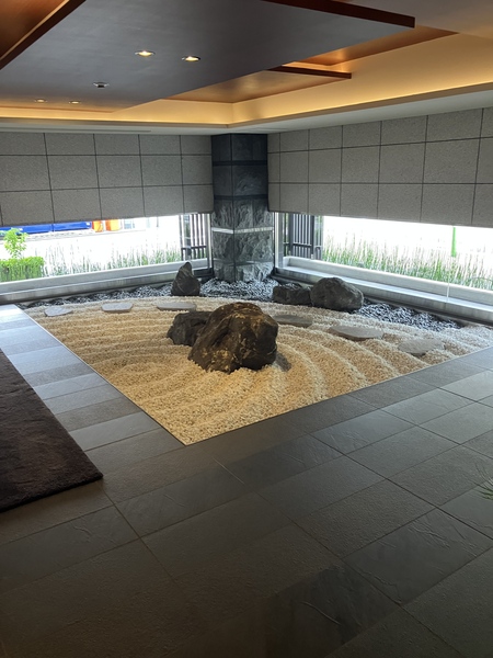 エントランスホール