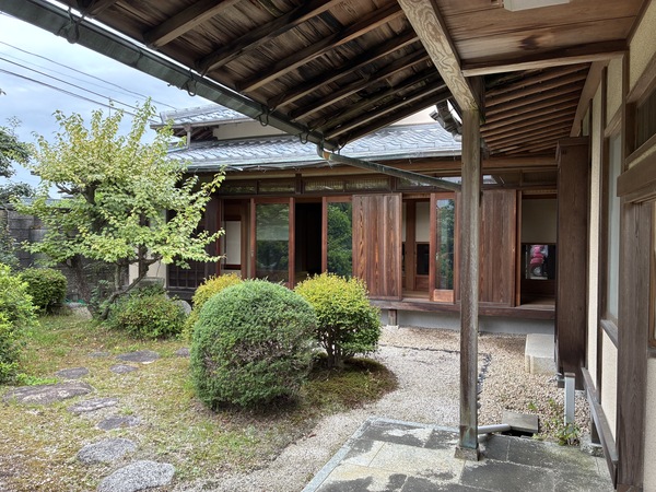母屋