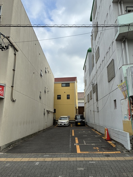 現況月極駐車場です。