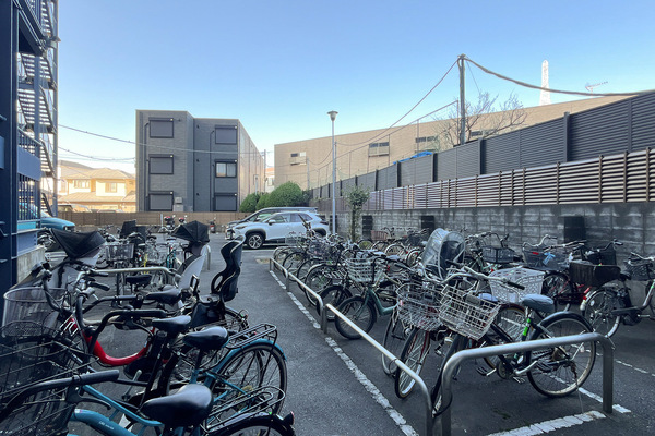 【駐輪場・バイク置場】