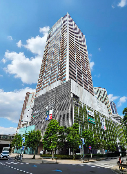 東急東横線・目黒線・南武線「武蔵小杉」駅直結のランドマークタワーマンション