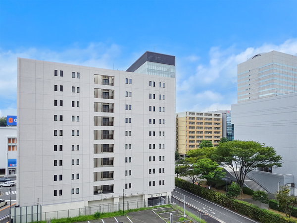 【南東向きバルコニーからの眺望】６階×４ＬＤＫ×南東向き住戸、陽当たり・眺望・通風良好◎