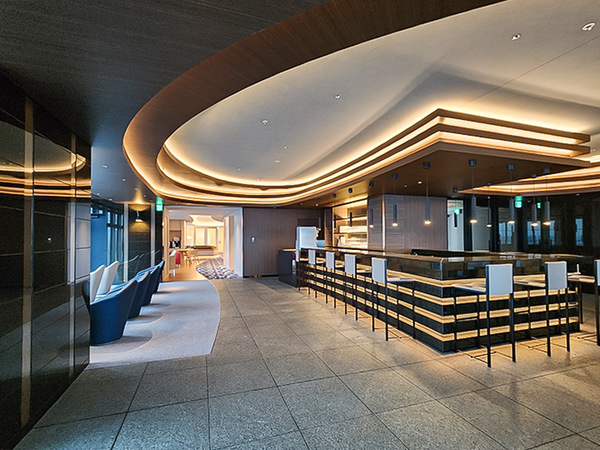 ＳＵＮ　ＶＩＬＬＡＧＥ　タワー棟　スポーツバー