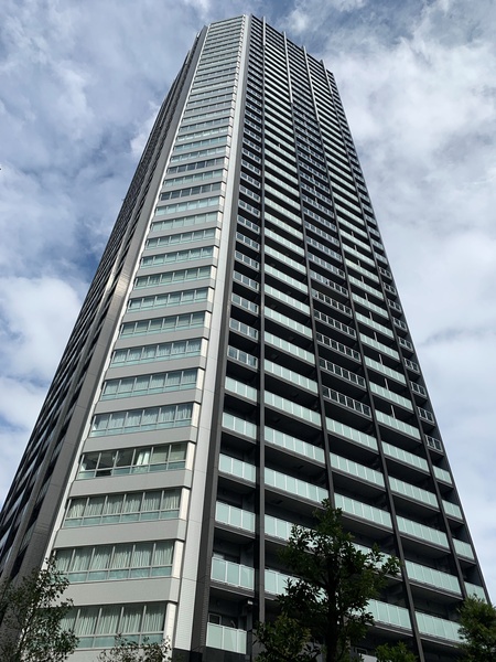 ３２階建て　総戸数４４０戸のタワーレジデンス