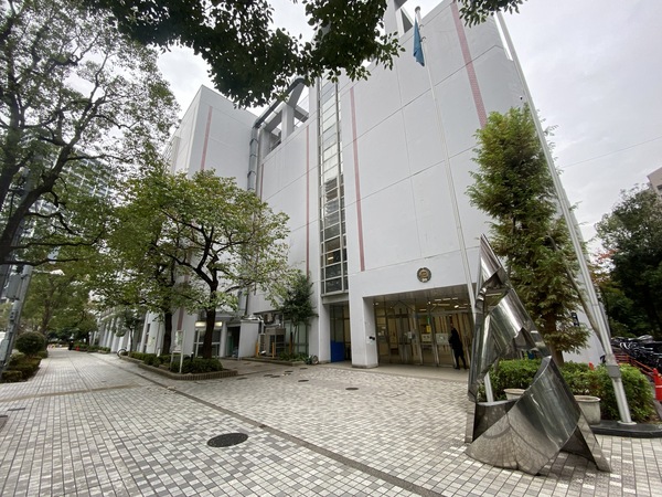 中央区立佃島小学校まで徒歩１０分（約７６０ｍ）