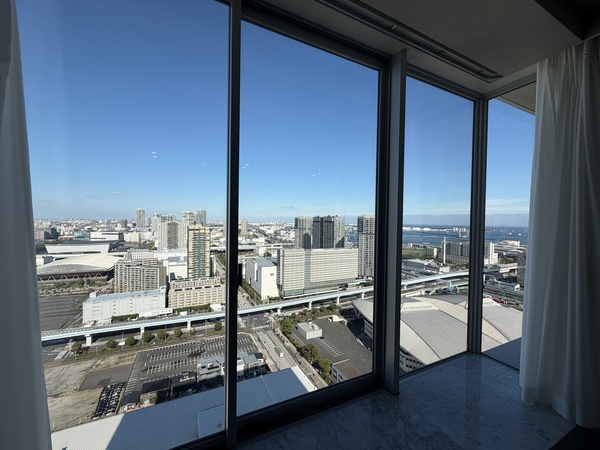 ＬＤＫから東京湾を望むことができます。