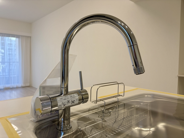 設備：水栓一体型浄水器