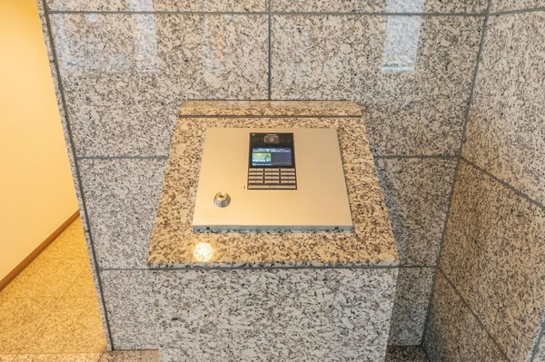 【オートロック】オートロック完備の安心仕様。