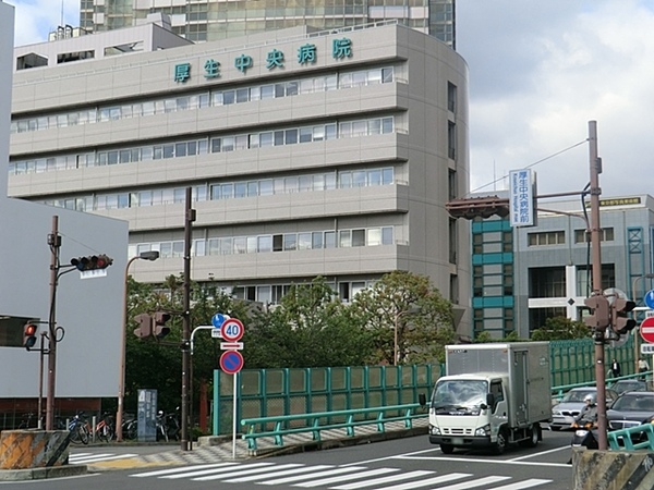 【周辺環境】「総合厚生中央病院」までは約４００ｍ、徒歩５分の距離です。