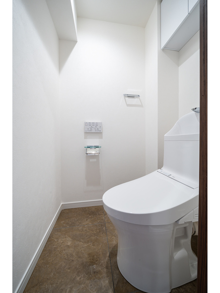 【トイレ】温水洗浄機付きトイレ新規交換