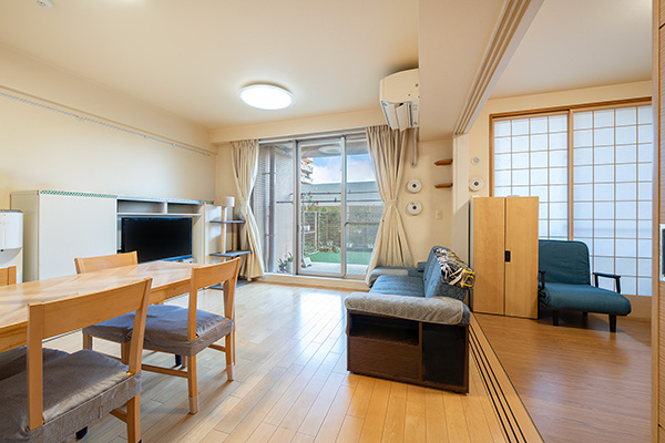 ＬＤＫ１　約１５．４帖　