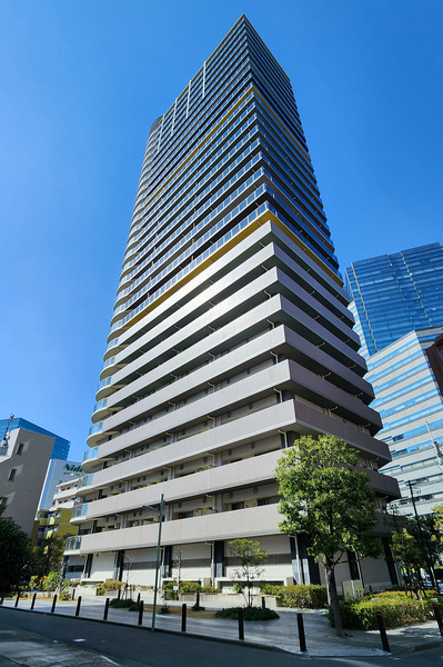 ＪＲ山手線を含む４路線利用可能な「大崎」駅まで徒歩５分の好立地。