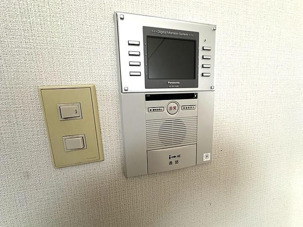モニター付きインターホン