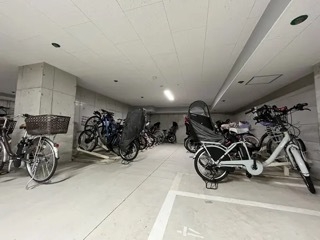 駐輪場