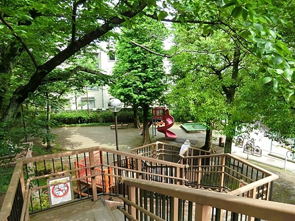 「高輪南町児童遊園」、約４１０ｍ、徒歩６分