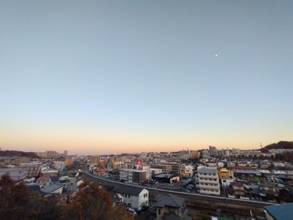 【バルコニーからの眺望】